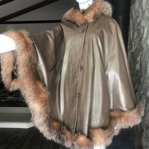 Genuine leather and fox trim Cape
